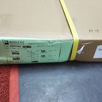4003C 24X18 1E1E 0200+-0015DI