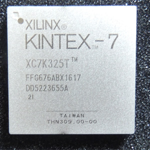 XC7K325T-2FFG676I